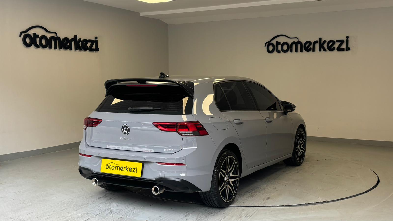VOLKSWAGEN GOLF 11